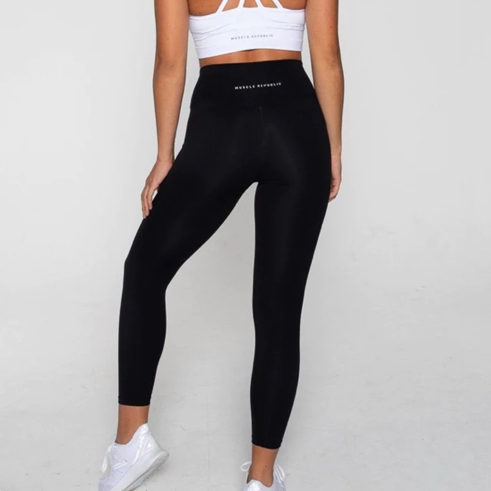 Muscle Republic NWT Womens Luxe 7/8 Workout Leggings Black Size XS